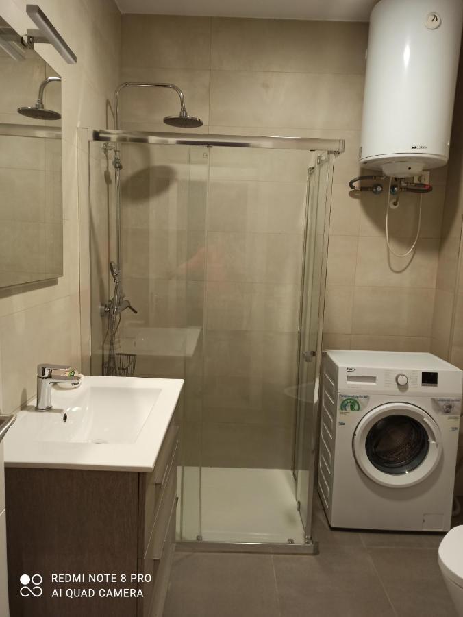 Acogedor Apartamento En El Centro De Gijon Bagian luar foto